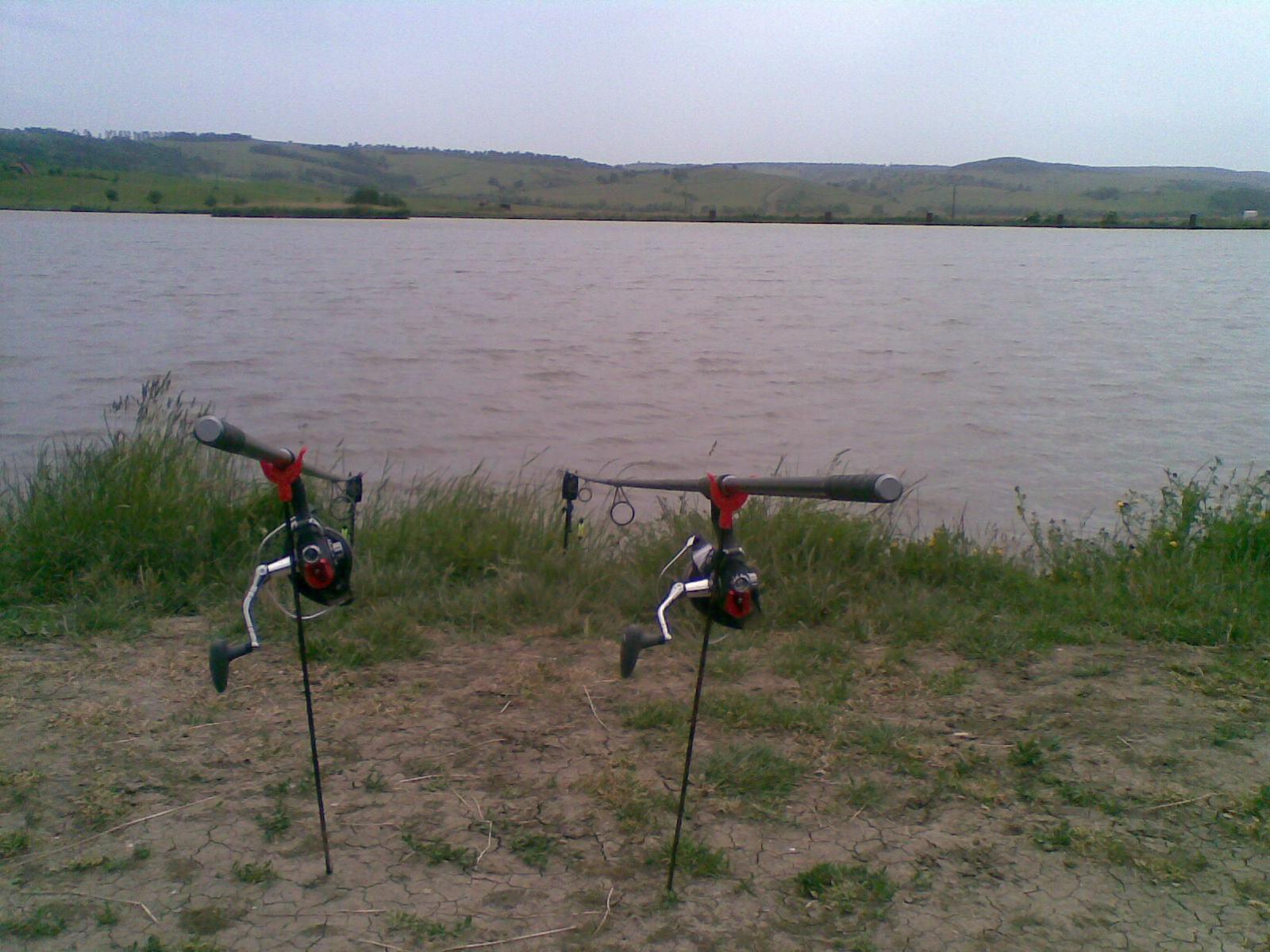 pescuit la sanpaul harghita cu colegii - 30052013005.jpg